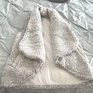 Altar’d state cowl neck sherpa vest